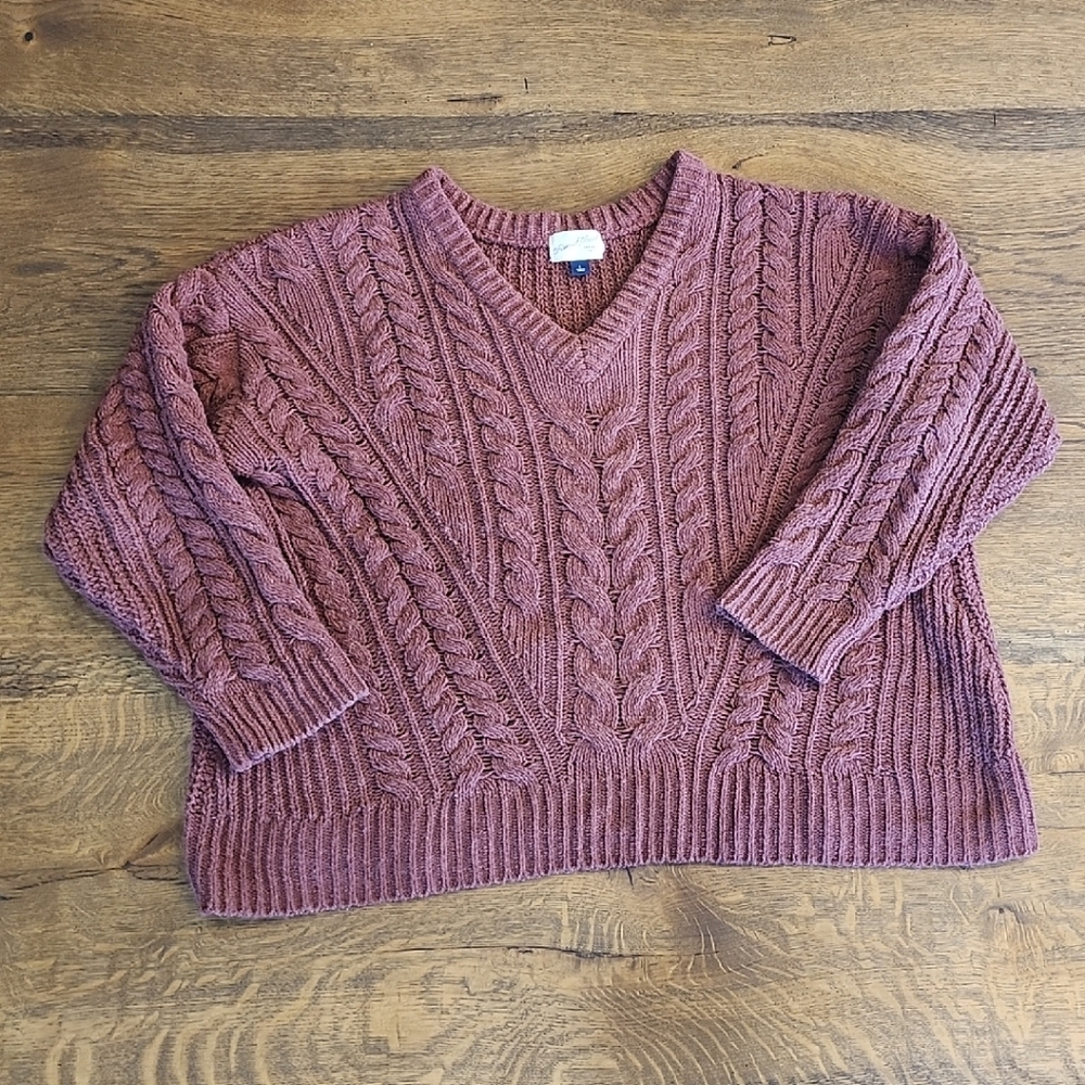 Universal Thread V-Neck Cable Knit Sweater - Purple